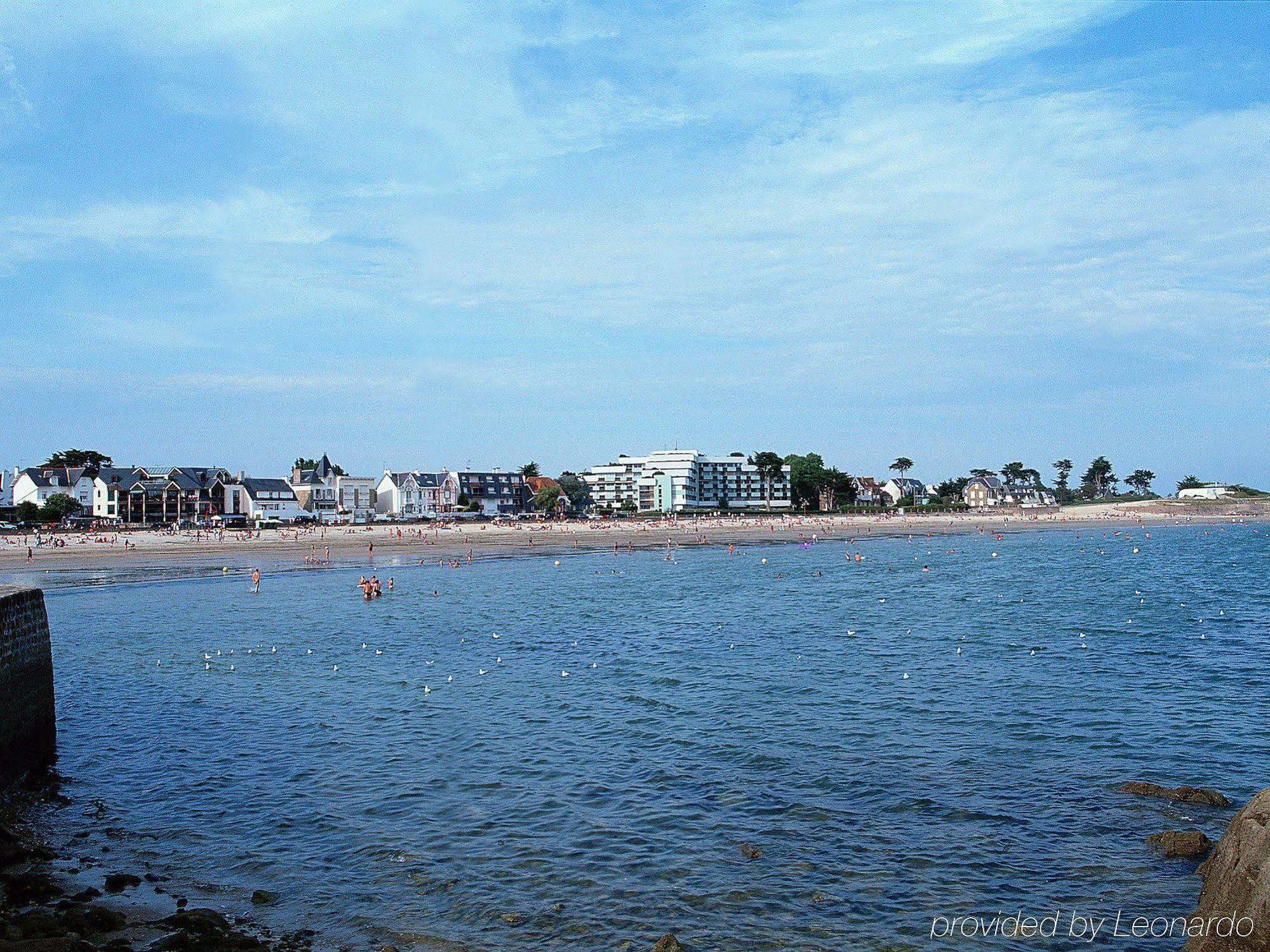 Ibis Lorient Centre Gare Hotel Exterior photo